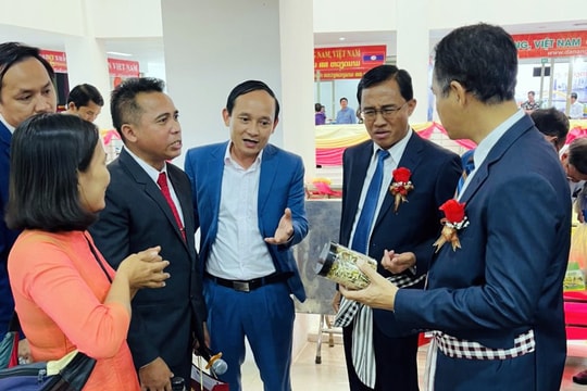 Quảng Nam có 16 doanh nghiệp tham gia triển lãm hàng hoá