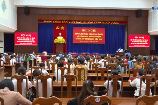 [VIDEO] - Toàn cảnh buổi đối thoại trực tiếp giữa Bí thư Tỉnh ủy Quảng Nam với công nhân, người lao động