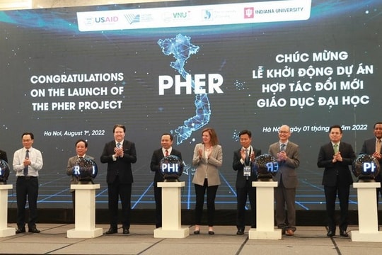 Khởi động dự án hợp tác đổi mới giáo dục đại học