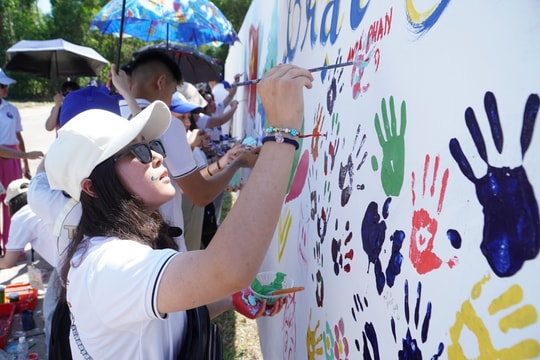 Kiều bào với kỷ niệm trại hè ở Quảng Nam