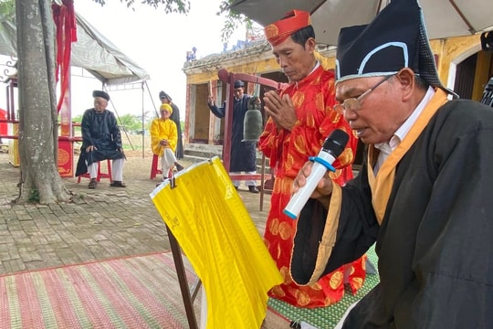 Giỗ tổ làng gốm Thanh Hà