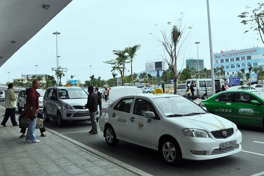 Xử lý hơn 80 phương tiện vi phạm tại sân bay Đà Nẵng