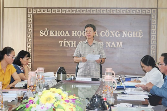 Thuần chủng nguồn gen heo cỏ, gà tre bản địa Quảng Nam