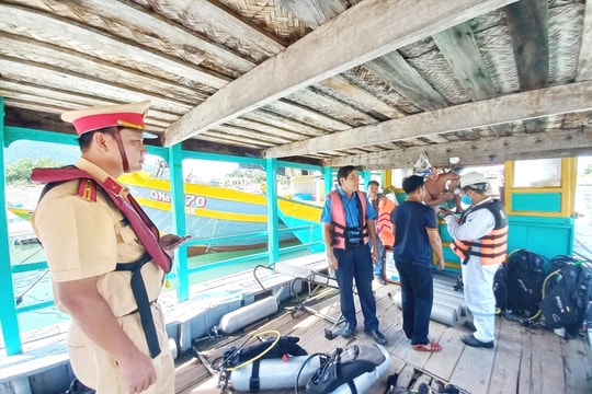 Đường dây nóng tiếp nhận phản ánh trật tự an toàn giao thông dịp nghỉ lễ 2.9