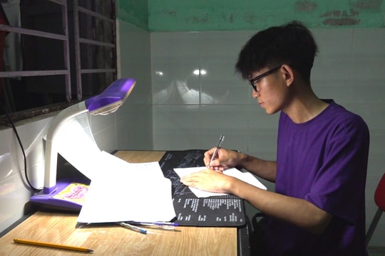 [VIDEO] - Nối tiếp hành trình trên đất học