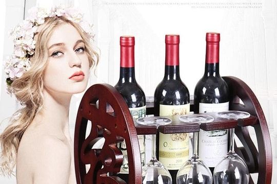 Top kệ rượu vang trang trí phòng khách đẹp – xu hướng decor mới nhất năm 2022