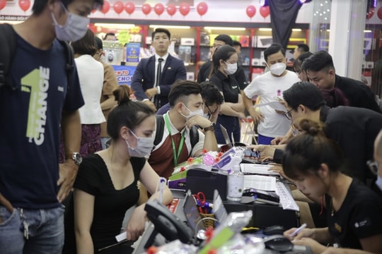 iPhone 14 phân phối chính hãng mở bán tại Việt Nam