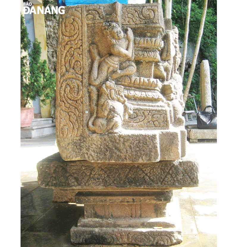 Dấu Chăm xưa ở núi Ngũ Hành Sơn