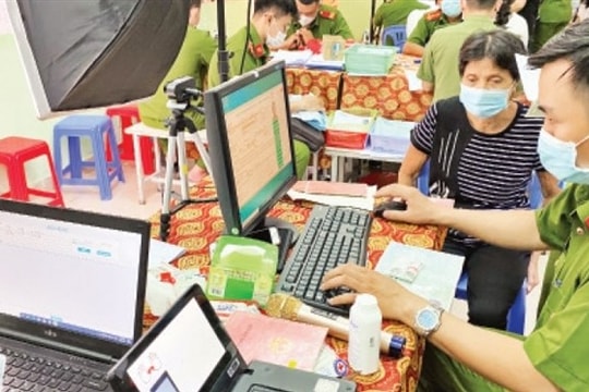 Đẩy nhanh tiến độ, bảo đảm hiệu quả thực hiện số hóa dữ liệu về dân cư