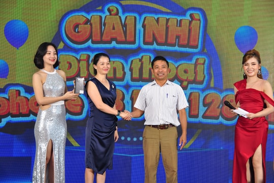 Khách hàng của Honda Ô tô Quảng Nam - Tam Kỳ trúng thưởng xe SH, iPhone 13