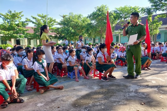 Đưa Luật Giao thông đường bộ vào đời sống