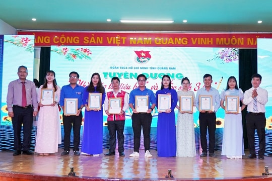 Tỉnh đoàn Quảng Nam tuyên dương 18 nhà giáo trẻ tiêu biểu