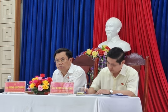 Cử tri Núi Thành phản ánh giá vật tư nông nghiệp tăng cao