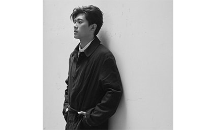 Lê Công Hoàng và "Tro tàn rực rỡ"