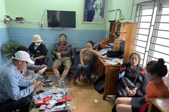 Phú Ninh: Bắt quả tang 8 đối tượng tham gia đánh bạc