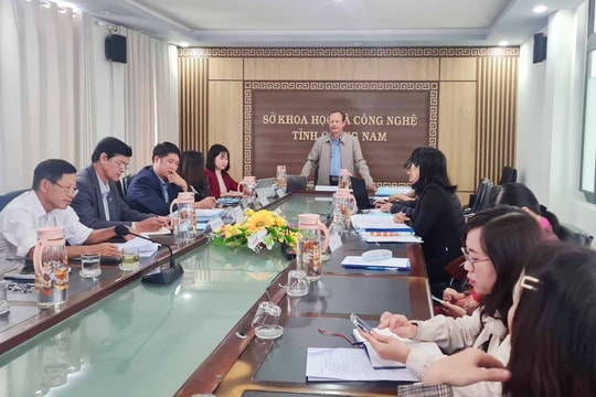 Nghiên cứu ứng dụng kỹ thuật ấp trứng và nuôi nhân tạo chim yến tại đảo Cù Lao Chàm