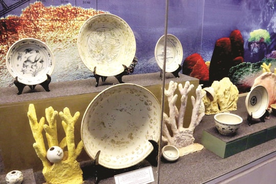 Những phận gốm lưu lạc...