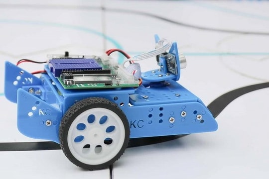 Việt Nam được cử 20 đội dự VEX Robotics World Championship 2023