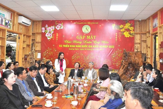 Phó Chủ tịch UBND tỉnh Hồ Quang Bửu gặp mặt cộng đồng khởi nghiệp