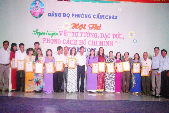 Nêu cao trách nhiệm nêu gương