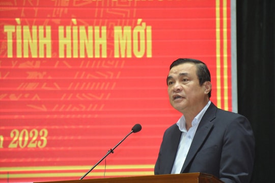 Tạo sự đồng thuận cao của các tầng lớp xã hội đối với sự nghiệp xây dựng và bảo vệ Tổ quốc