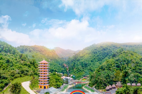 “Lễ hội mùa xuân Cổng Trời Đông Giang”: Sôi động du lịch xứ Quảng