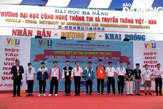Trường THPT chuyên Lê Quý Đôn đoạt giải nhất toàn đoàn kỳ thi Olympic Tin học miền Trung - Tây Nguyên