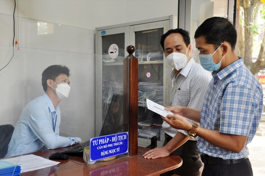 Đánh giá cán bộ, công chức, viên chức hằng tháng: Nâng chất lượng, hiệu quả thực thi công vụ