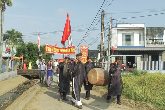 Lễ Giỗ Tổ ở làng Phô Thị