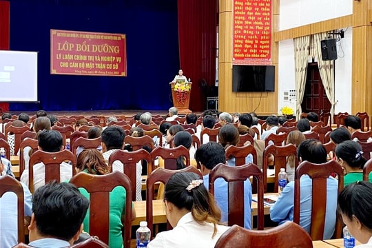 Nông Sơn tập huấn nghiệp vụ cho cán bộ Mặt trận cơ sở năm 2023