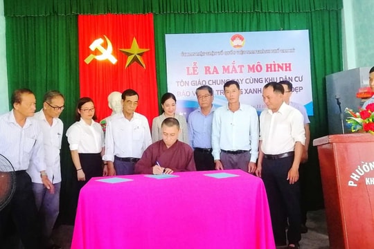 Tam Kỳ ra mắt mô hình "Tôn giáo chung tay cùng khu dân cư bảo vệ môi trường xanh - sạch - đẹp"