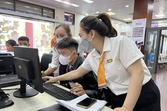 100% thủ tục hành chính được cung cấp dưới hình thức dịch vụ công trực tuyến