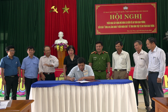 Núi Thành tổ chức diễn đàn công an lắng nghe ý kiến nhân dân về trật tự an toàn giao thông