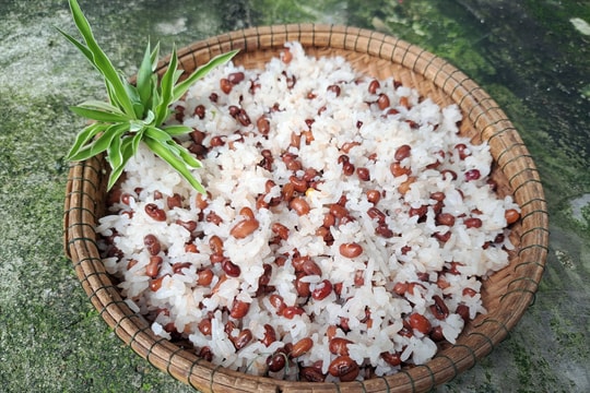 Ngày xưa đậu đỏ…