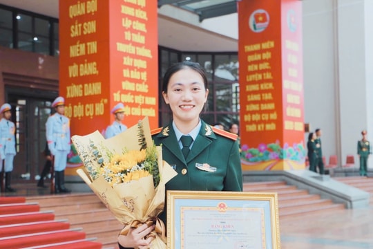Nghị lực vượt khó của nữ thủ khoa Học viện Hậu cần
