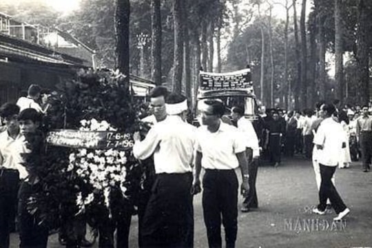 Từ hai đám tang của người xứ Quảng ở Sài Gòn