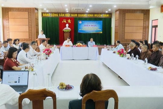 Tam Kỳ tổ chức diễn đàn lắng nghe ý kiến của chức sắc tôn giáo