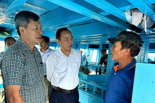 Phát triển nghề cá bền vững còn xa