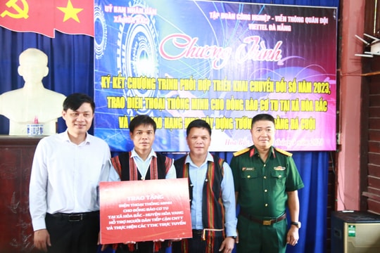 Xã Hòa Bắc và Viettel Đà Nẵng phối hợp triển khai chuyển đổi số