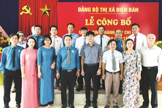 Xây dựng tổ chức Đảng trong doanh nghiệp ngoài khu vực nhà nước: Tìm lối đi chung... - Bài 1: Khi đảng viên nêu gương