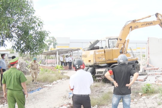 Tam Thăng chấn chỉnh vi phạm trật tự xây dựng