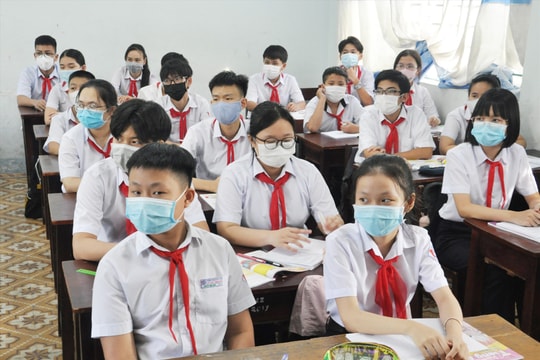 Dạy học tiếng Anh tăng cường tại trường THCS và THPT: Nhiều ý kiến trái chiều