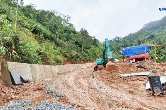 [VIDEO] - Ngổn ngang đường lên các xã vùng cao Phước Sơn