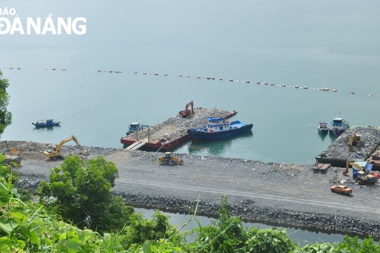 Đẩy nhanh tiến độ thi công Bến cảng Liên Chiểu và đường ven biển nối cảng