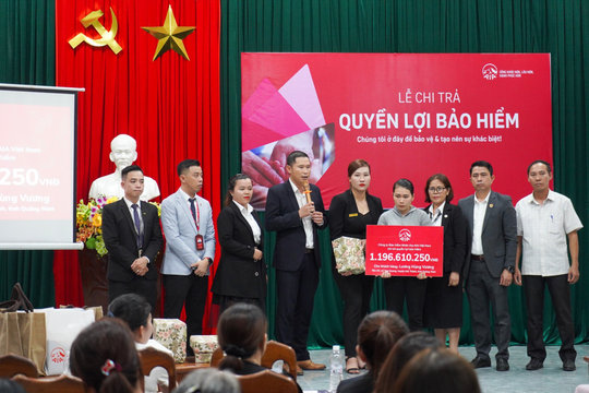 AIA Việt Nam chi trả gần 1,2 tỷ đồng cho khách hàng là ngư dân Núi Thành tử vong trong vụ chìm tàu