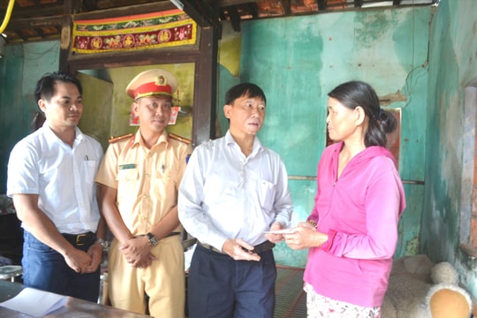 Thăm nạn nhân tai nạn giao thông tại Hội An, Núi Thành