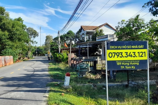 Lùng bùng thủ tục đất đai - Bài 2: Màu mỡ “mảnh đất” dịch vụ thủ tục