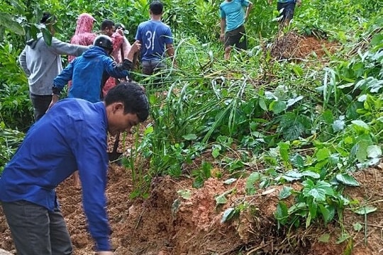 Bắc Trà My tập trung dọn sạt lở, khắc phục sự cố mất điện diện rộng