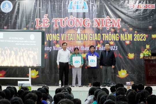 Tưởng niệm nạn nhân tử vong do tai nạn giao thông