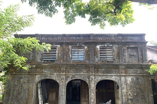 Độc đáo ngôi nhà cổ 120 năm tuổi ở xã Hòa Phong